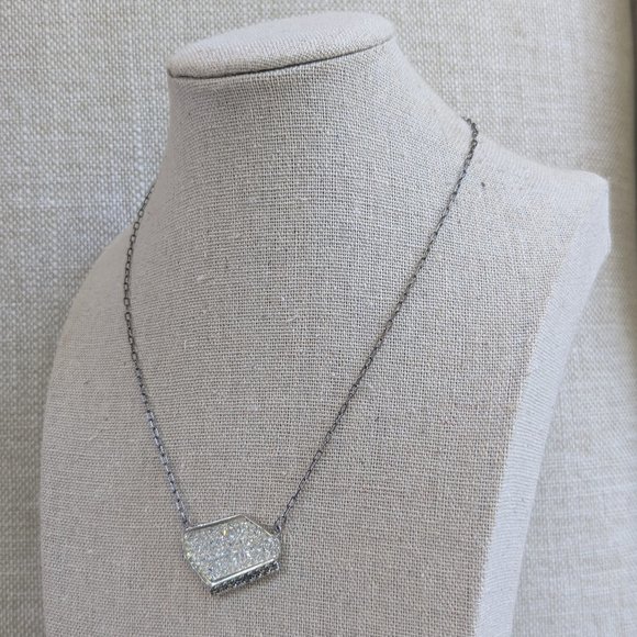 Sabika Reflection Crushed Crystal Necklace - Picture 9 of 12